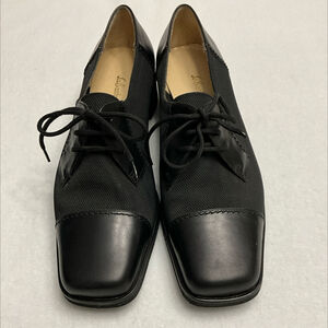 Salvatore Ferragamo Womens Oxford-7.5 black